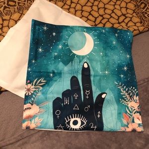 🔮♾👁‍🗨Symbolic Pillowcase🌙🌸💫(1 ONLY)